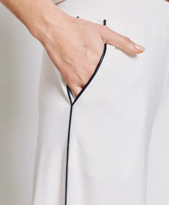 Access Fashion White Pants With Piping Details