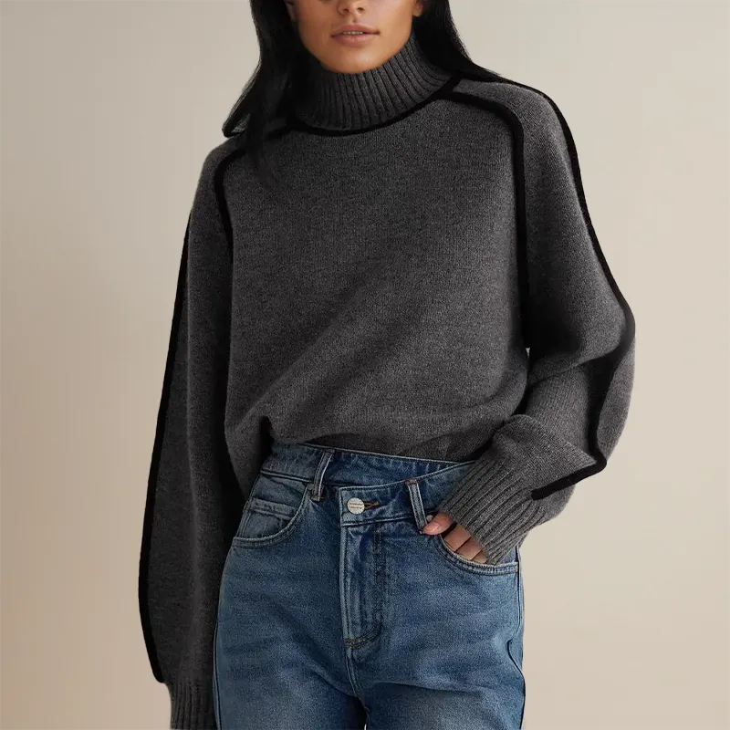 Koryn - Luxury Turtleneck with Contrasting Details