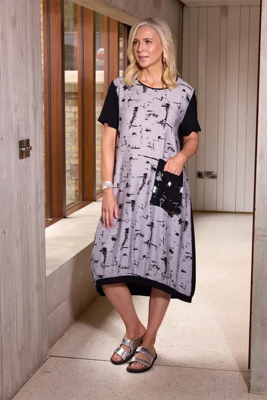 ORA Jacquard Print Dress with Contrast Details