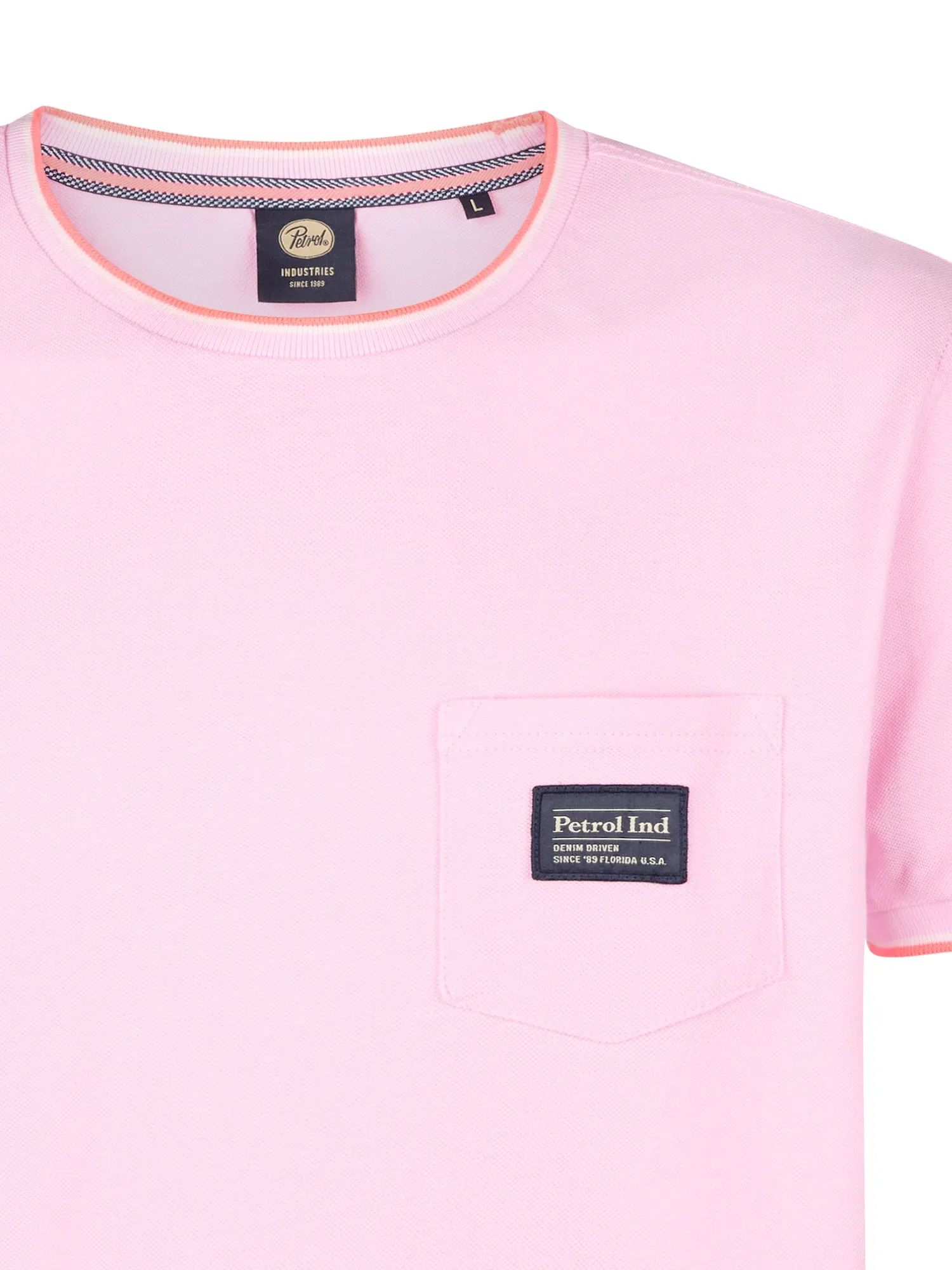 Pocket T-shirt Pebblefront