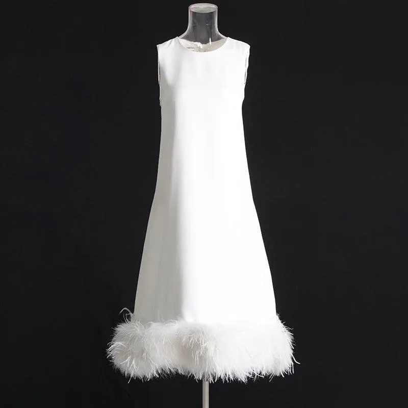 Sleeveless bandage hem stitching feather dress