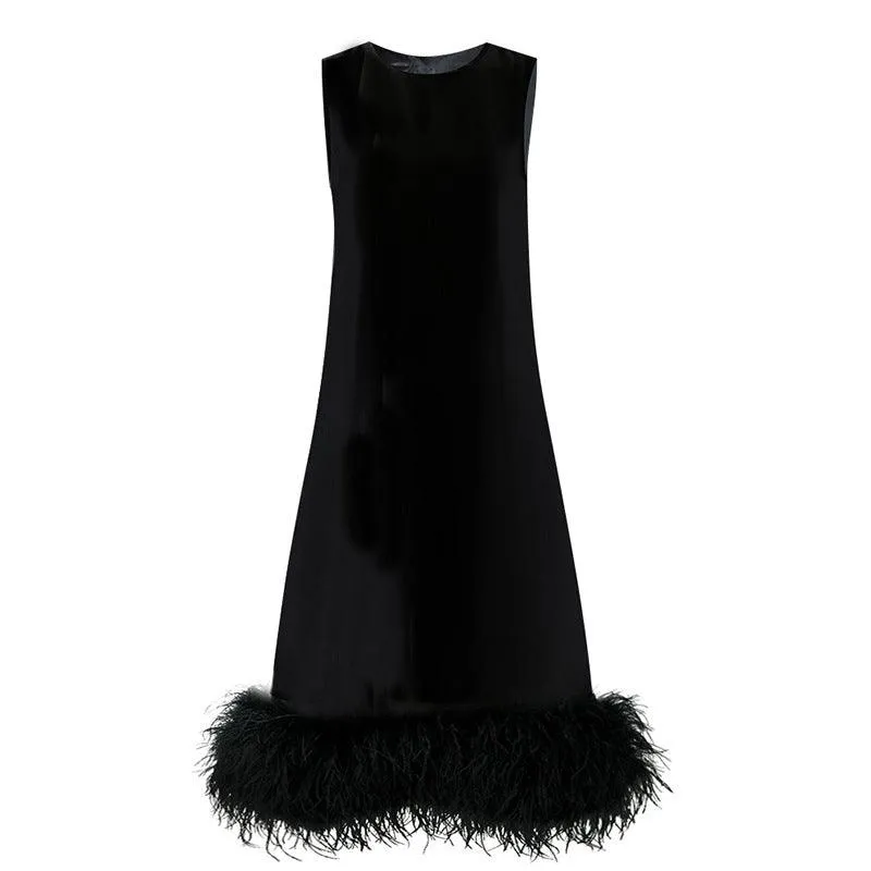 Sleeveless bandage hem stitching feather dress