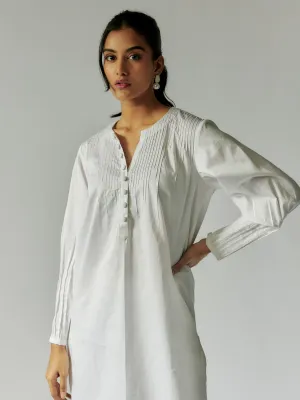 White Cotton Linen Top with Pintuck Details