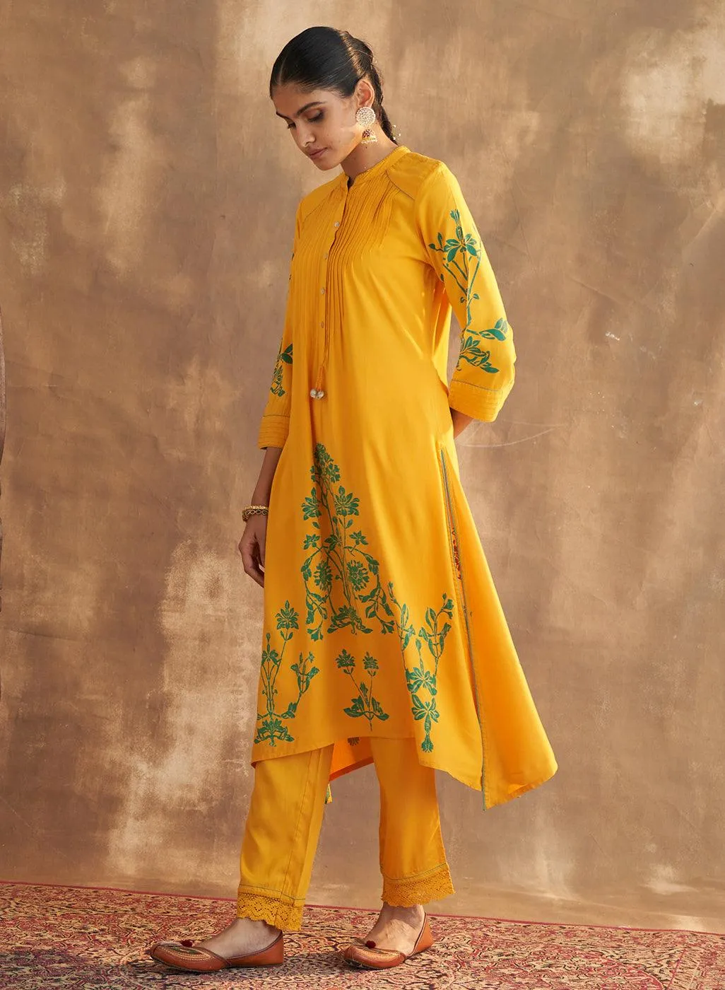 Yellow Printed Kurta Set With Pleat Details
